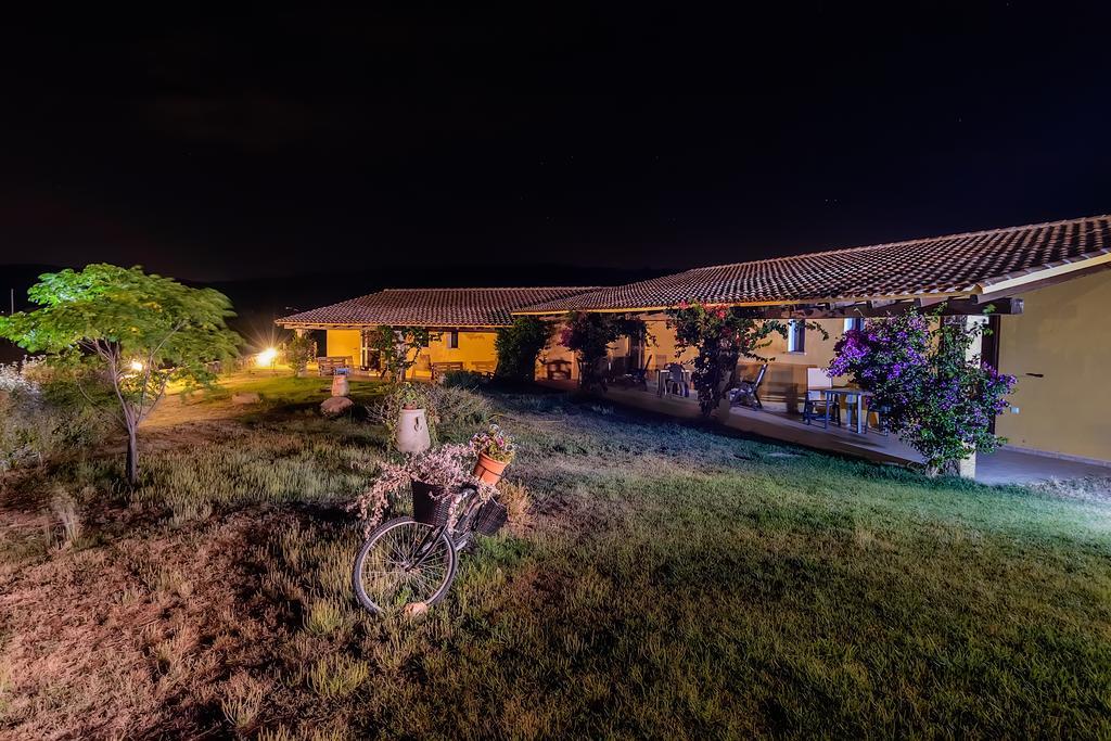 Agriturismo Lu Nodu Greuli Luaran gambar