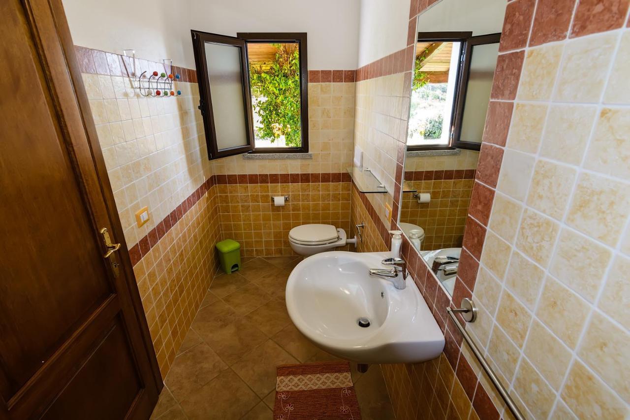 Agriturismo Lu Nodu Greuli Luaran gambar
